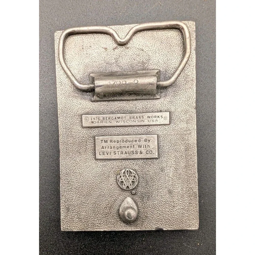 Vintage 1976 Levi Strauss Belt Buckle-Bergamot Brass